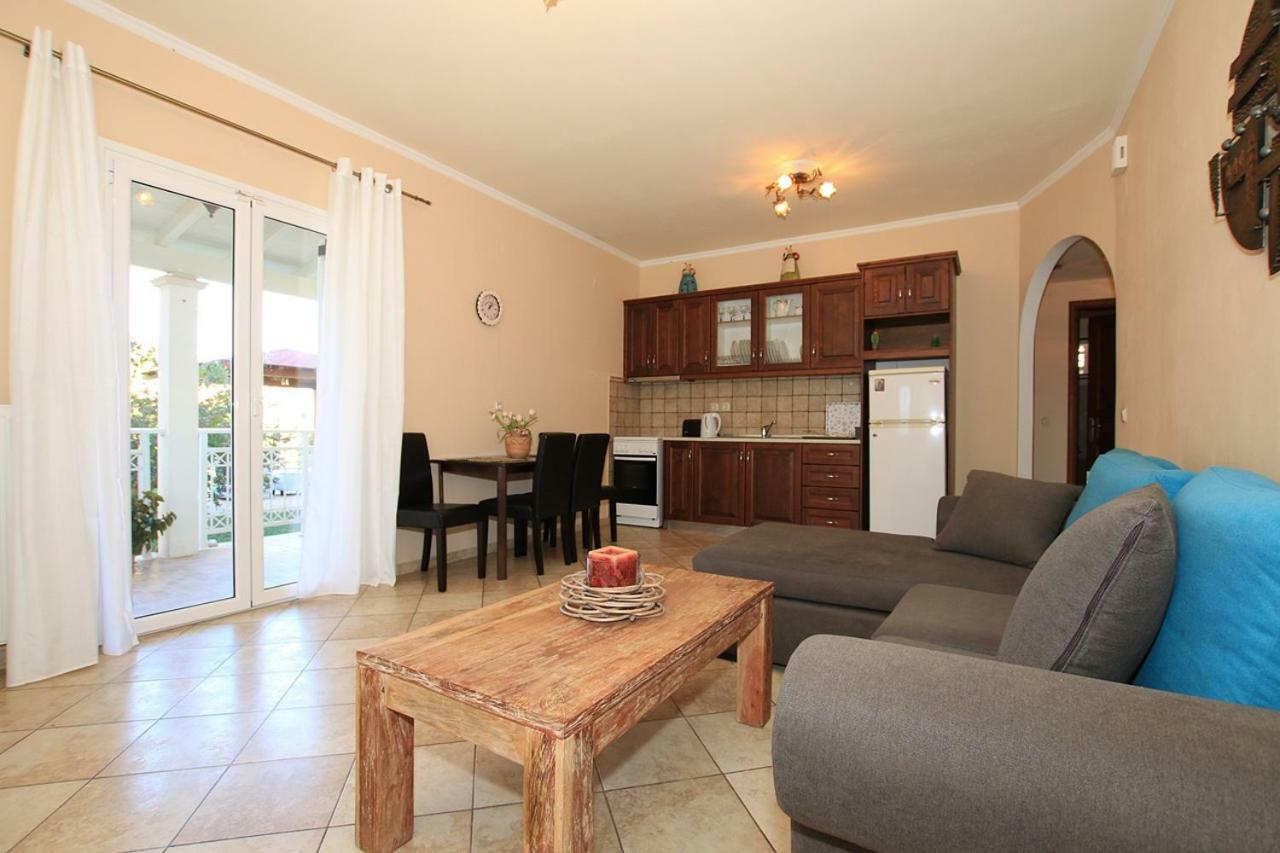 Alex Studios & Apartments Arillas  Exteriér fotografie